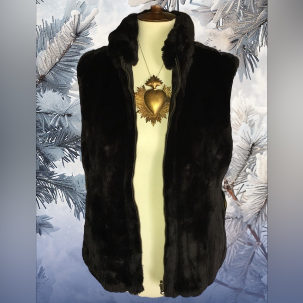 FUDA reversible Faux Fur Poly Zip Vest Small